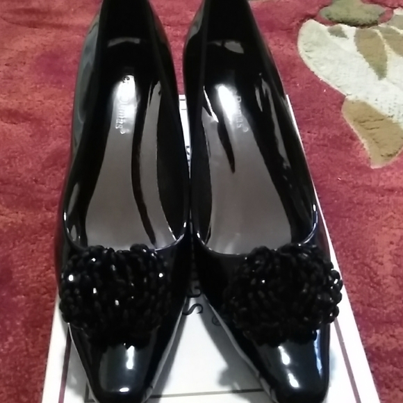 Pumps - Picture 3 of 3